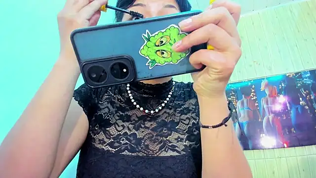 Raven Rouge  online show from 10/22/25, 04:23