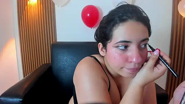 Nicol Chang online show from 02/15/26, 08:08