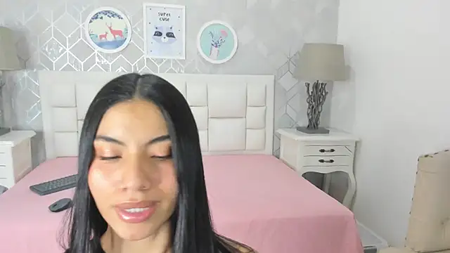 Snapshot of naia_cox chatting on 05/03/26, 03:44 naia cox online show from 05/03/26, 03:44