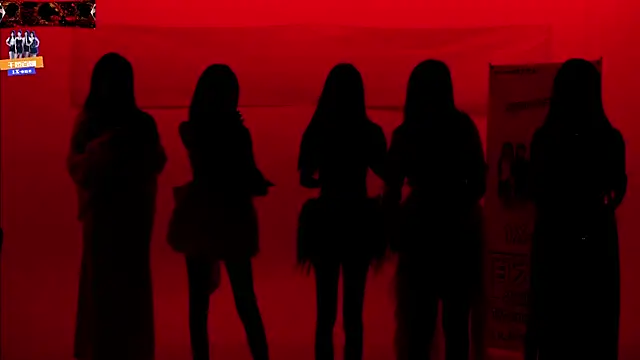 1X-one online show from 11/10/25, 04:06