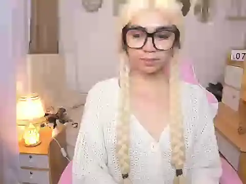 joyfulmartinaa online show from 11/07/25, 11:15