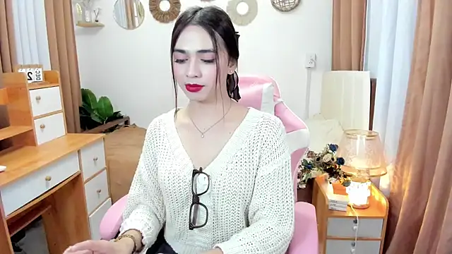 joyfulmartinaa online show from 09/28/25, 05:53