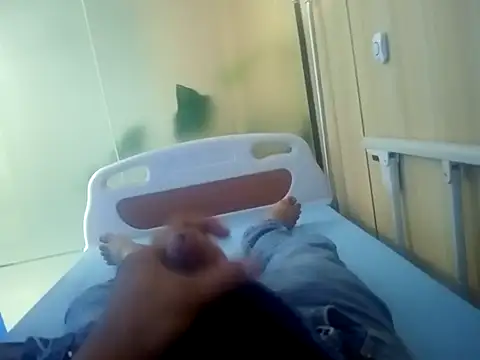 hoanga85 online show from 03/26/26, 07:17