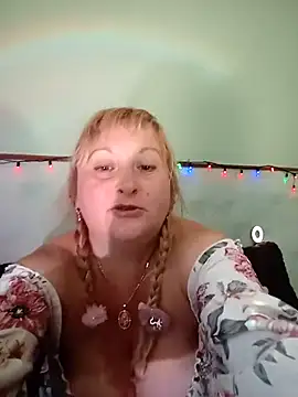 XHelenaX90 online show from 09/24/25, 09:05