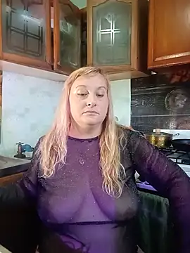 XHelenaX90 online show from 10/19/25, 12:30