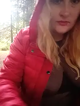 XHelenaX90 online show from 10/17/25, 07:33