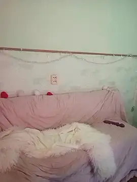 Snapshot of XHelenaX90 chatting on 02/16/26, 07:56 XHelenaX90 online show from 02/16/26, 07:56