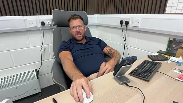 bilf1978 online show from 07/27/26, 05:36