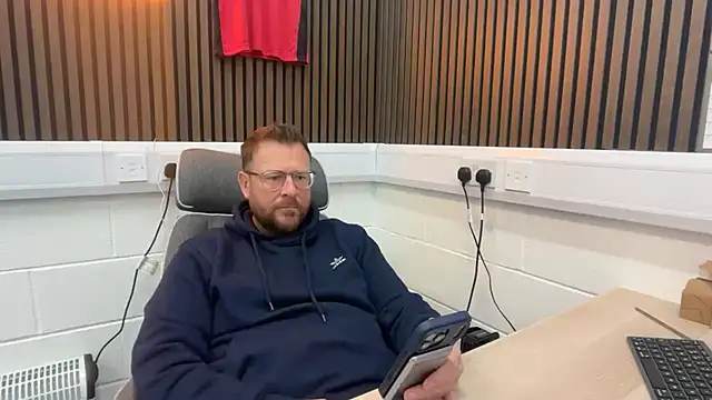 bilf1978 online show from 03/05/26, 07:49