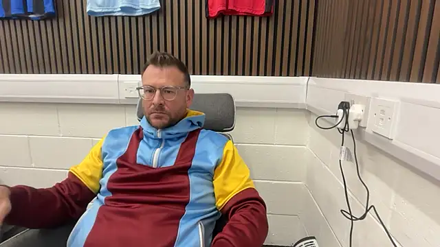 bilf1978 online show from 02/10/26, 11:42