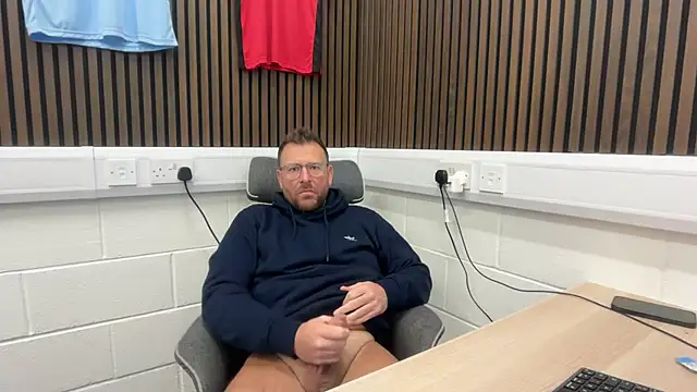 bilf1978 online show from 02/11/26, 07:30