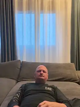 Snapshot of Attila120 chatting on 11/22/25, 08:35 Attila120 online show from 11/22/25, 08:35