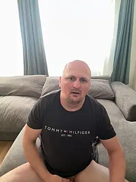 Snapshot of Attila120 chatting on 11/09/25, 08:29 Attila120 online show from 11/09/25, 08:29