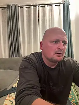 Snapshot of Attila120 chatting on 12/22/25, 09:26 Attila120 online show from 12/22/25, 09:26