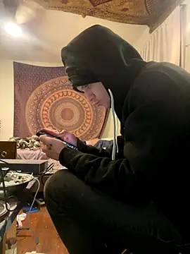 XanderOzzz online show from 11/28/25, 03:28