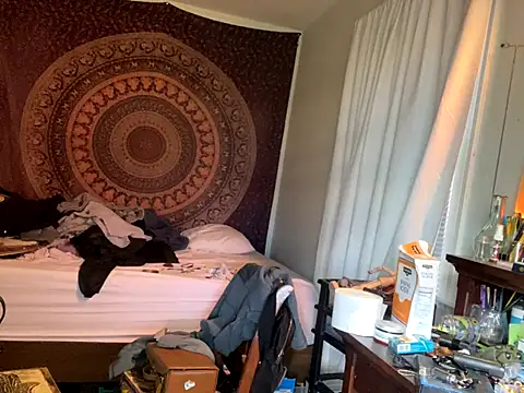 XanderOzzz online show from 11/11/25, 09:31