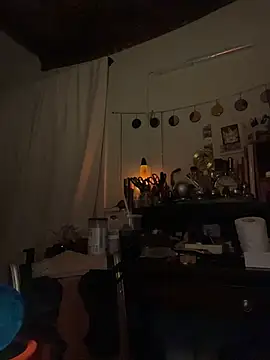 XanderOzzz online show from 11/20/25, 09:43