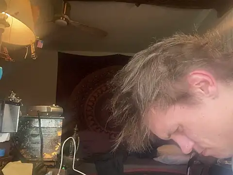 XanderOzzz online show from 11/14/25, 03:26