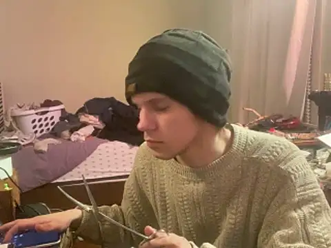 XanderOzzz online show from 12/19/25, 10:06