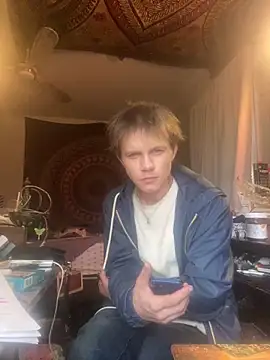 XanderOzzz online show from 11/21/25, 09:25