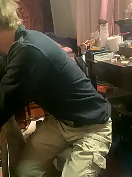 XanderOzzz online show from 11/15/25, 10:41