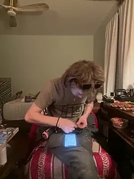 XanderOzzz online show from 05/10/26, 05:55