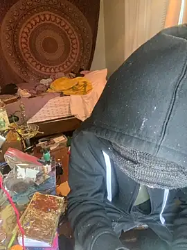 XanderOzzz online show from 12/01/25, 08:21