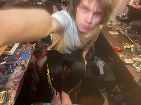 XanderOzzz online show from 05/28/26, 07:05