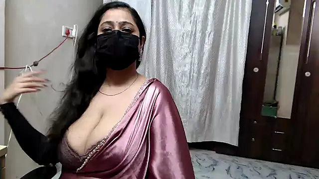 sexy indianboobs online show from 05/17/26, 11:43