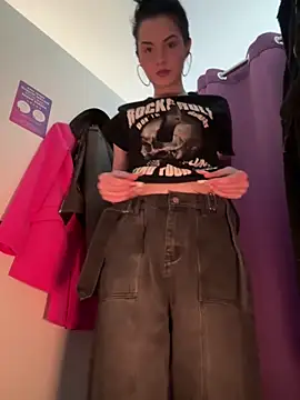 bigJuicyPussy online show from 04/01/26, 01:41