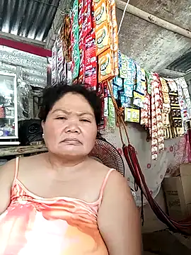 Snapshot of Mari_fvcks chatting on 10/15/25, 04:22 Mari fvcks online show from 10/15/25, 04:22