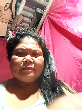 Snapshot of Mari_fvcks chatting on 11/18/25, 07:39 Mari fvcks online show from 11/18/25, 07:39