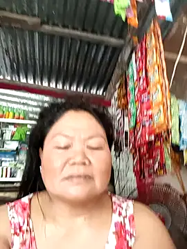 Snapshot of Mari_fvcks chatting on 10/11/25, 06:58 Mari fvcks online show from 10/11/25, 06:58