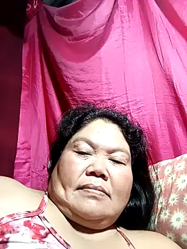 Snapshot of Mari_fvcks chatting on 10/31/25, 06:48 Mari fvcks online show from 10/31/25, 06:48