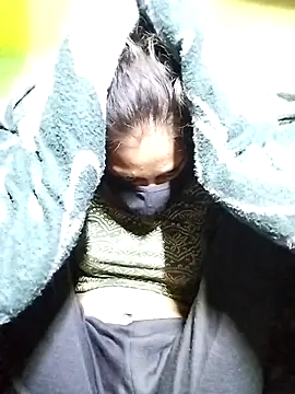 Snapshot of Punam_ji chatting on 01/06/26, 11:09 Punam ji online show from 01/06/26, 11:09