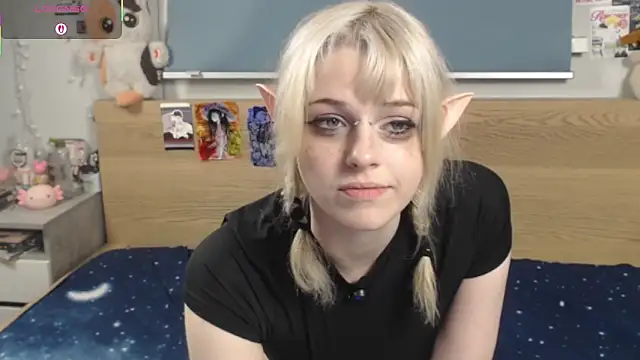 triplebakaaa online show from 12/18/25, 10:02