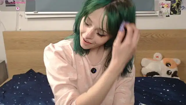 triplebakaaa online show from 10/17/25, 06:43