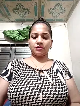 Snapshot of Payel_50 chatting on 06/14/26, 05:47 Payel 50 online show from 06/14/26, 05:47