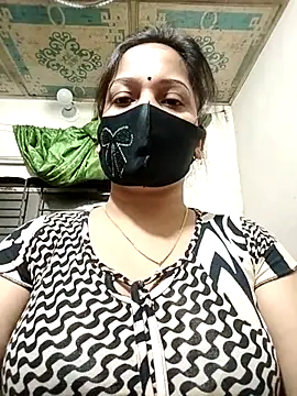Payel 50 online show from 05/27/26, 10:17
