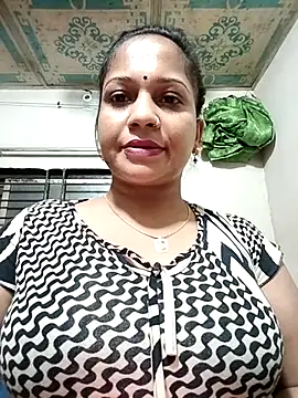 Snapshot of Payel_50 chatting on 07/15/26, 04:47 Payel 50 online show from 07/15/26, 04:47