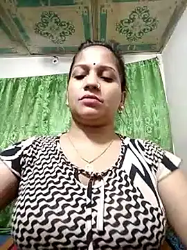 Snapshot of Payel_50 chatting on 06/10/26, 09:05 Payel 50 online show from 06/10/26, 09:05