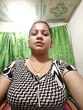 Snapshot of Payel_50 chatting on 06/08/26, 09:04 Payel 50 online show from 06/08/26, 09:04