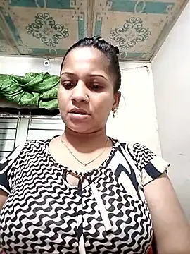 Snapshot of Payel_50 chatting on 06/10/26, 08:59 Payel 50 online show from 06/10/26, 08:59