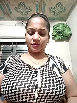 Snapshot of Payel_50 chatting on 07/14/26, 04:24 Payel 50 online show from 07/14/26, 04:24