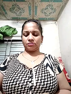 Snapshot of Payel_50 chatting on 06/24/26, 11:57 Payel 50 online show from 06/24/26, 11:57