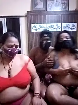 LoveOnStream online show from 02/16/26, 04:38