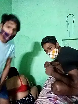 LoveOnStream online show from 10/26/25, 01:17