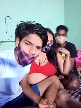 LoveOnStream online show from 10/25/25, 12:21