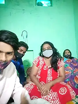 LoveOnStream online show from 11/09/25, 01:20