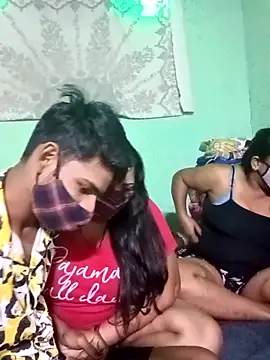 LoveOnStream online show from 11/29/25, 03:06